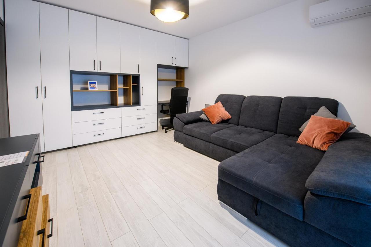 Smart Concept Living Plaza Appartement Boekarest Buitenkant foto