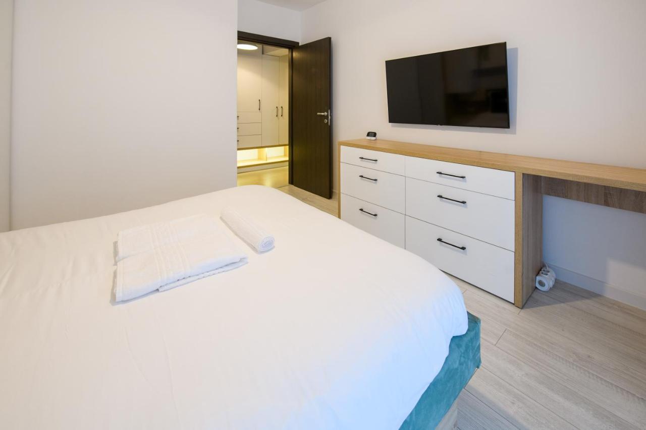 Smart Concept Living Plaza Appartement Boekarest Buitenkant foto