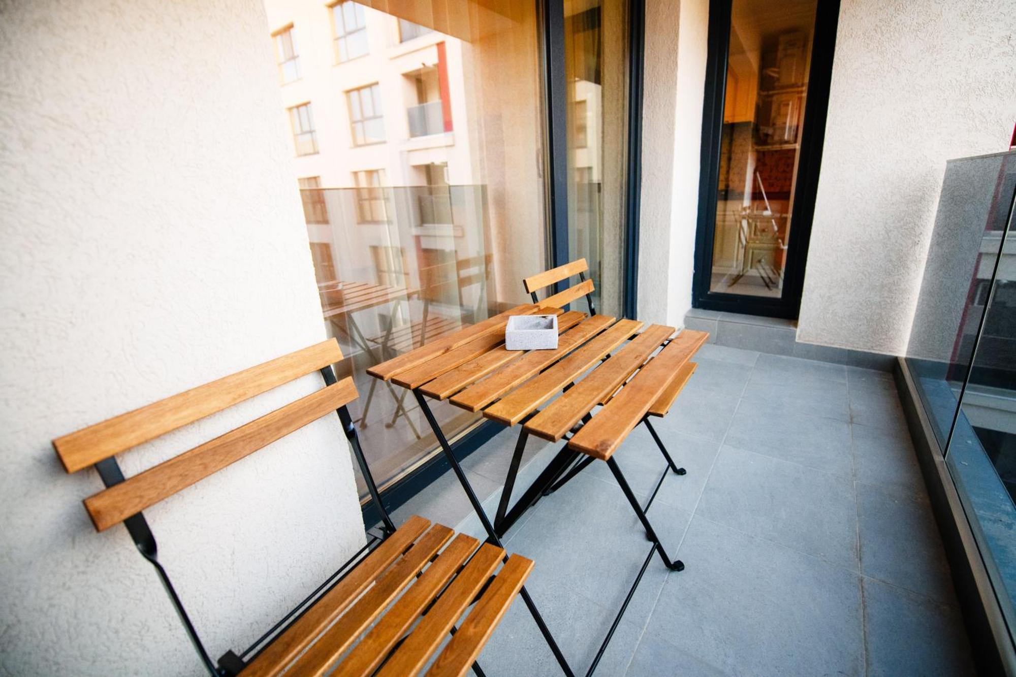 Smart Concept Living Plaza Appartement Boekarest Buitenkant foto