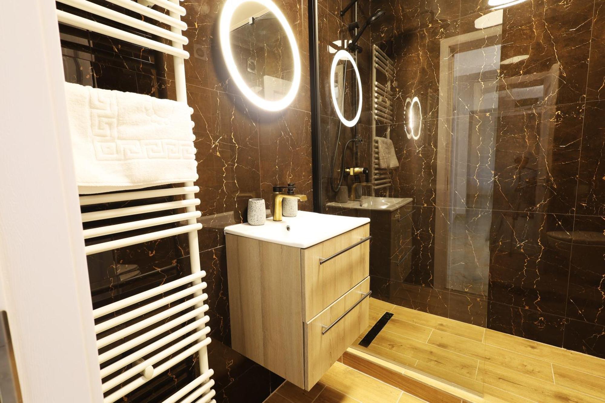 Smart Concept Living Plaza Appartement Boekarest Buitenkant foto